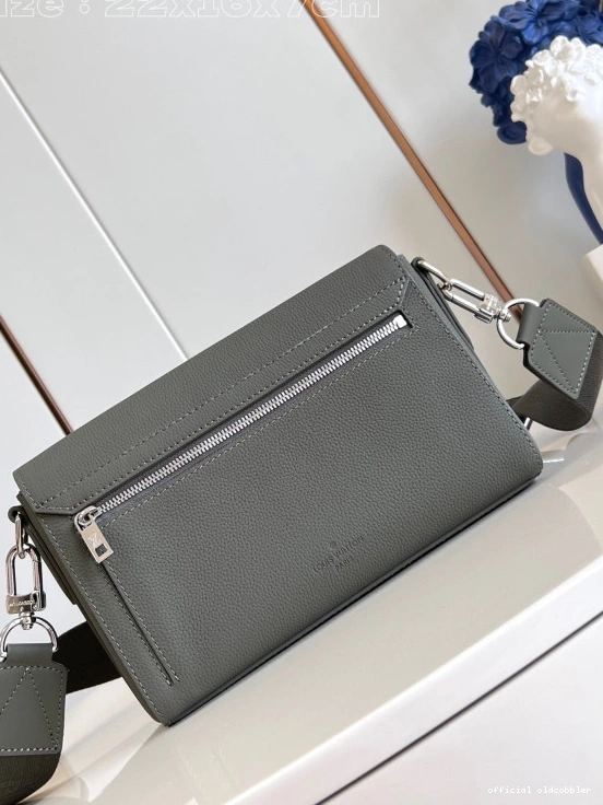 Official oldcobbler VUITTON Takeoff PM-22*16.5*7CM LOUIS Messenger 0716